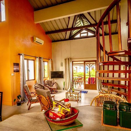 Charming Condo ริวิแยร์นัวร์ ภายนอก รูปภาพ