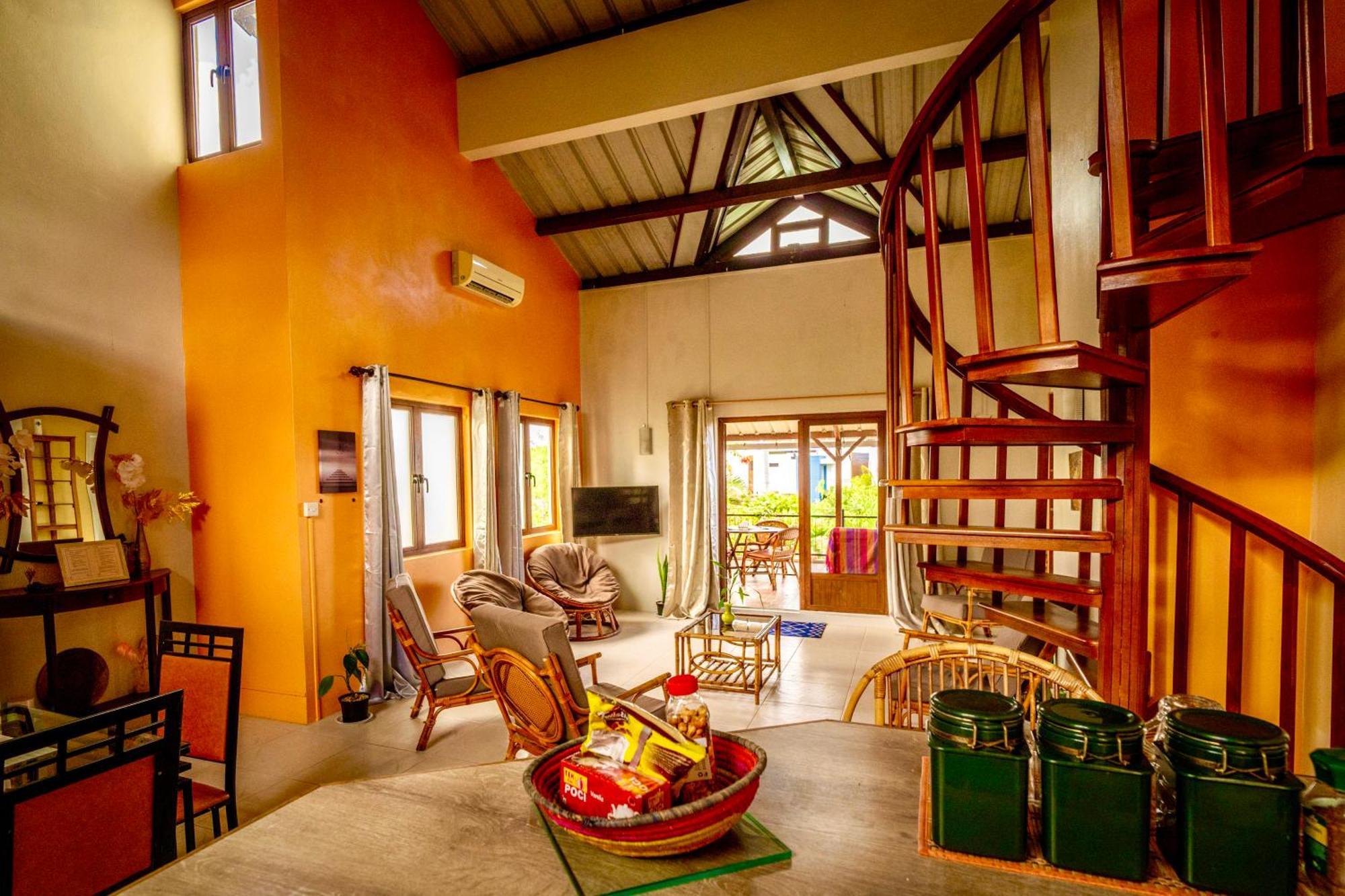 Charming Condo ริวิแยร์นัวร์ ภายนอก รูปภาพ