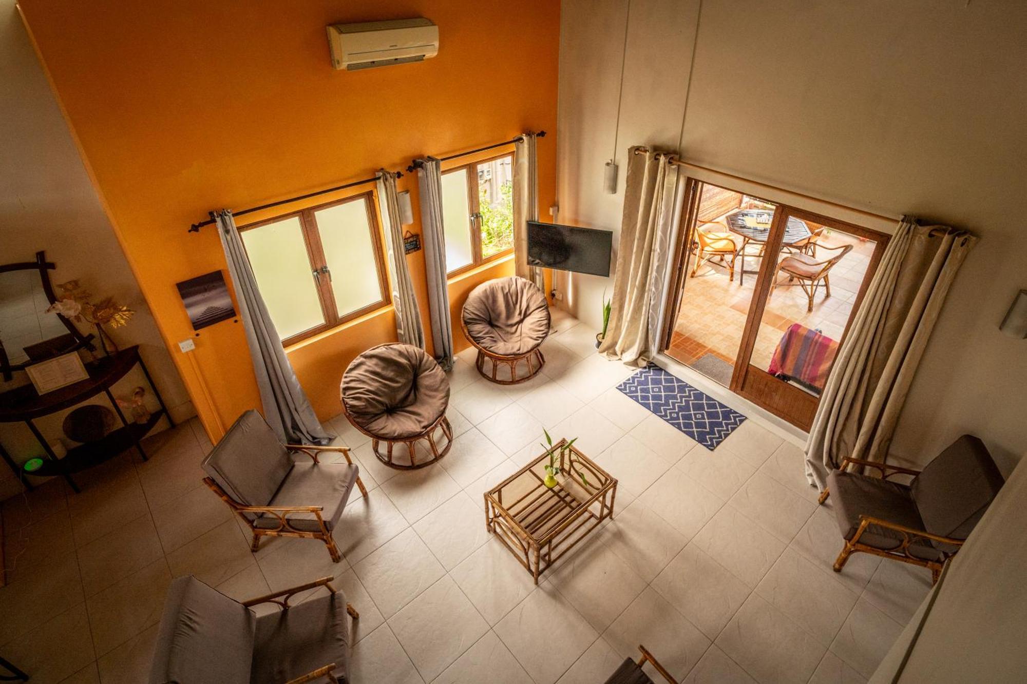 Charming Condo ริวิแยร์นัวร์ ภายนอก รูปภาพ