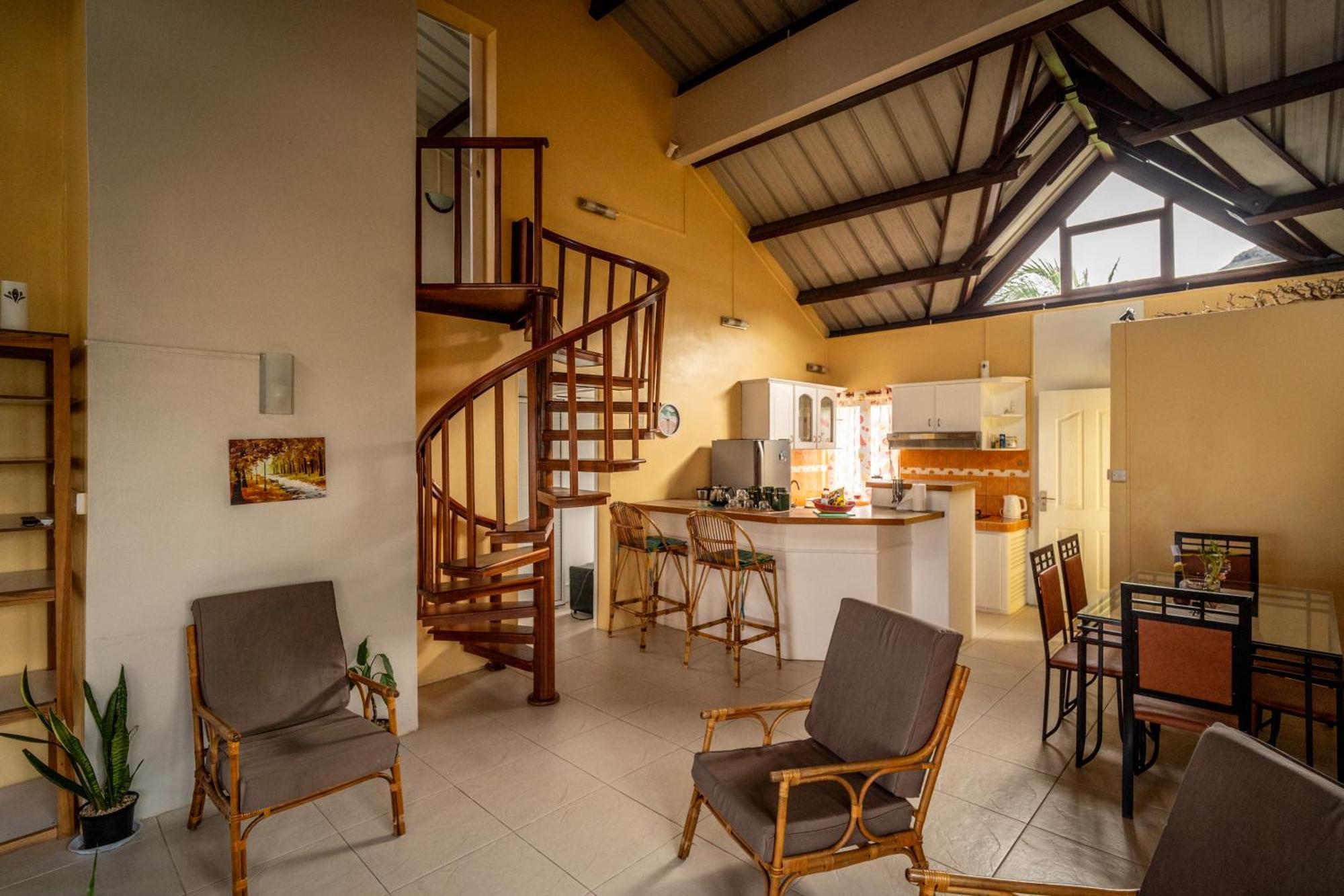 Charming Condo ริวิแยร์นัวร์ ภายนอก รูปภาพ